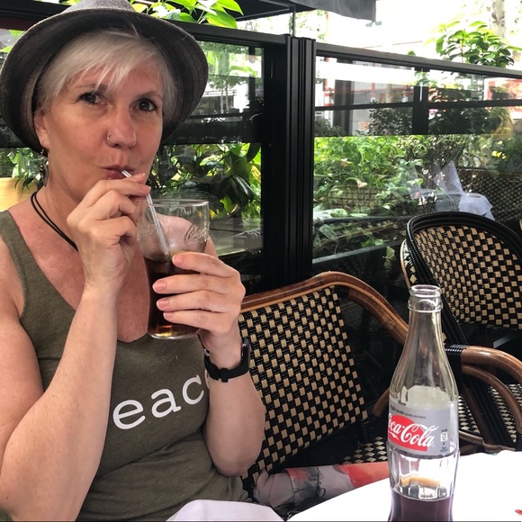 Meet your Posher, Kristi - Picture 2 of 2